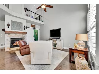 Photo #6: 8406123 Listing