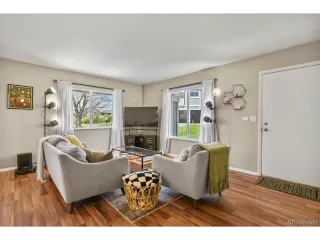 Photo #5: 8407338 Listing