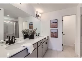 Photo #2: 8407340 Listing