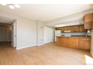 Photo #4: 8411754 Listing