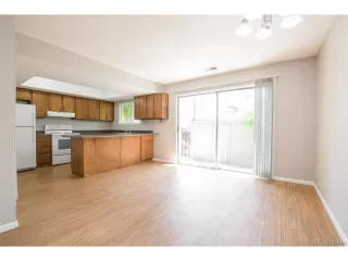 Photo #5: 8411754 Listing