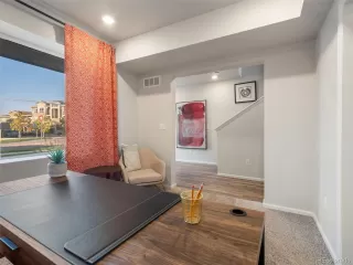 Photo #5: 8414067 Listing