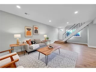 Photo #6: 8414073 Listing