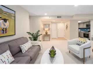 Photo #5: 8415885 Listing