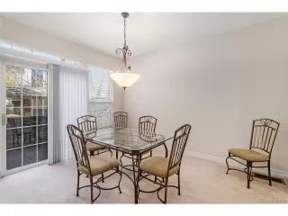 Photo #5: 8416139 Listing