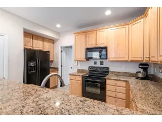 Photo #6: 8416139 Listing