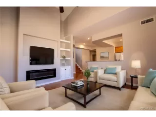 Photo #6: 8417001 Listing