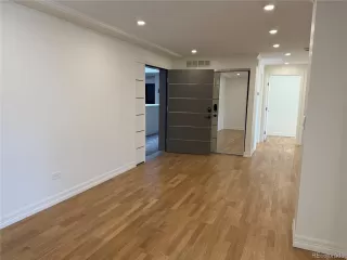 Photo #3: 8418305 Listing