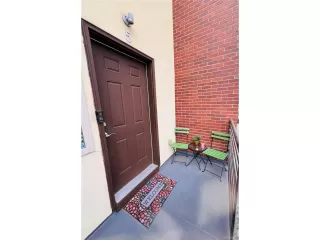 Photo #2: 8418457 Listing