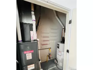 Photo #6: 8418457 Listing