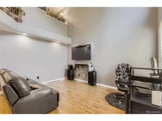 Photo #6: 8418590 Listing