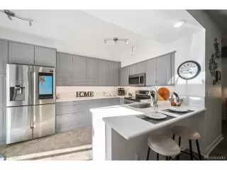 Photo #5: 8418698 Listing 