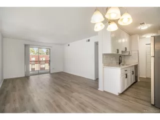 Photo #2: 8419188 Listing 