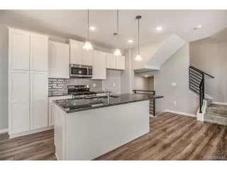 Photo #4: 8419851 Listing