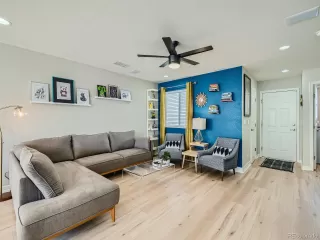 Photo #3: 8420937 Listing