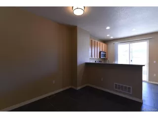 Photo #6: 8421039 Listing 