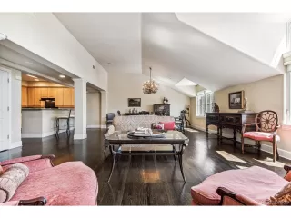 Photo #6: 8421604 Listing 