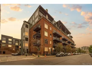 Photo #2: 8423106 Listing