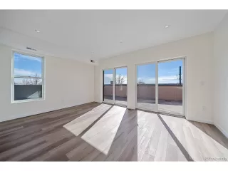 Photo #5: 8423166 Listing