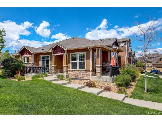 MLS: 8424788 Condo For Sale