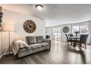 Photo #5: 8425926 Listing 