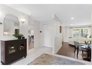 Photo #2: 8426222 Listing