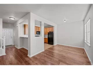 Photo #5: 8431881 Listing 