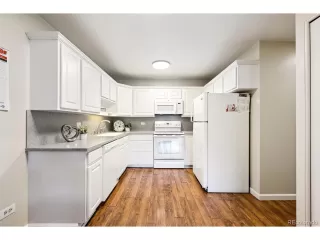 Photo #4: 8432176 Listing 