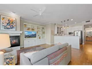 Photo #4: 8432597 Listing