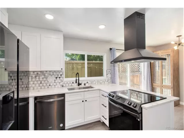 MLS: 8434078 Condo For Sale