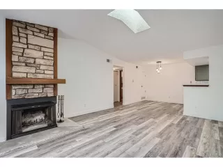 Photo #2: 8435951 Listing