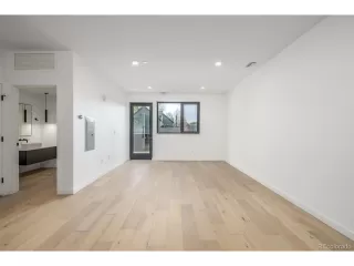 Photo #4: 8438415 Listing 