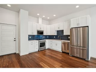 Photo #3: 8440742 Listing 