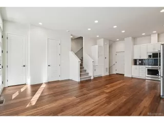 Photo #6: 8440742 Listing 