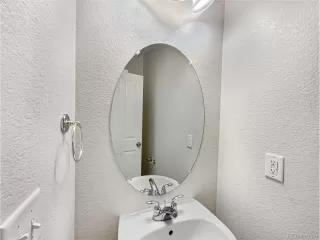 Photo #6: 8442988 Listing