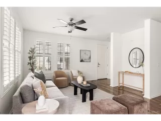 Photo #6: 8443047 Listing