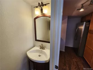 Photo #5: 8448125 Listing