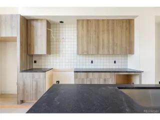 Photo #6: 8449141 Listing