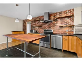 Photo #2: 8452494 Listing