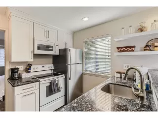 Photo #3: 8456595 Listing