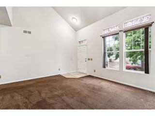 Photo #5: 8459558 Listing 