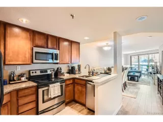 Photo #4: 8460581 Listing