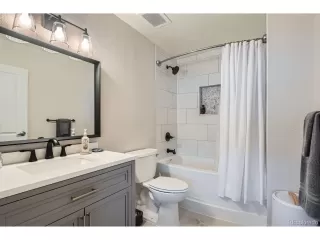 Photo #6: 8460581 Listing