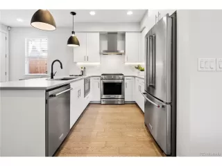 Photo #3: 8461325 Listing