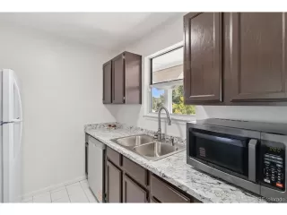 Photo #6: 8464848 Listing 