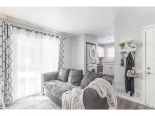 Photo #6: 8464869 Listing 