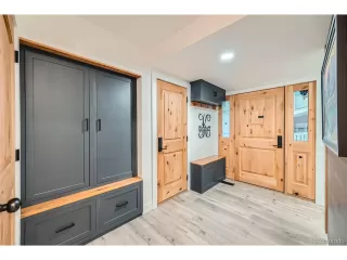 Photo #3: 8464956 Listing