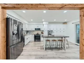 Photo #4: 8464956 Listing