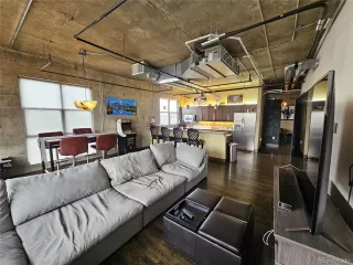 Photo #4: 8467083 Listing