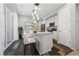 Photo #5: 8468846 Listing